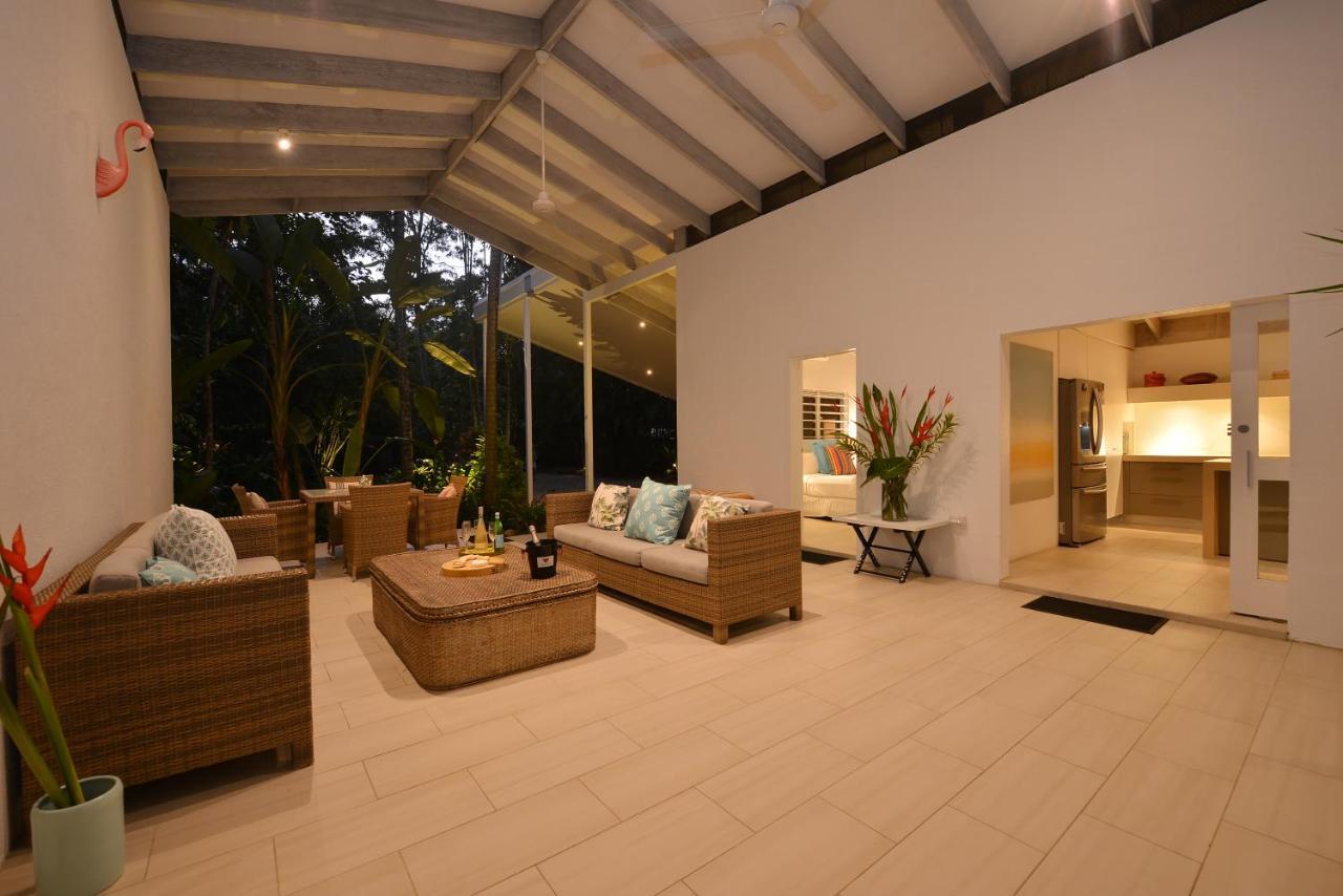 Pavilions In The Palms Heated Pool Short Path To Beach Five Bedrooms Sleeps 14 Port Douglas Exterior photo