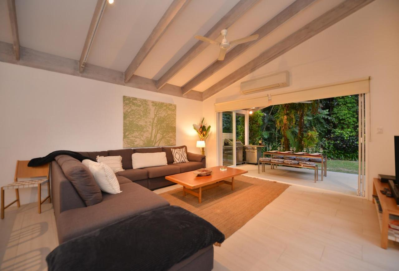 Pavilions In The Palms Heated Pool Short Path To Beach Five Bedrooms Sleeps 14 Port Douglas Exterior photo