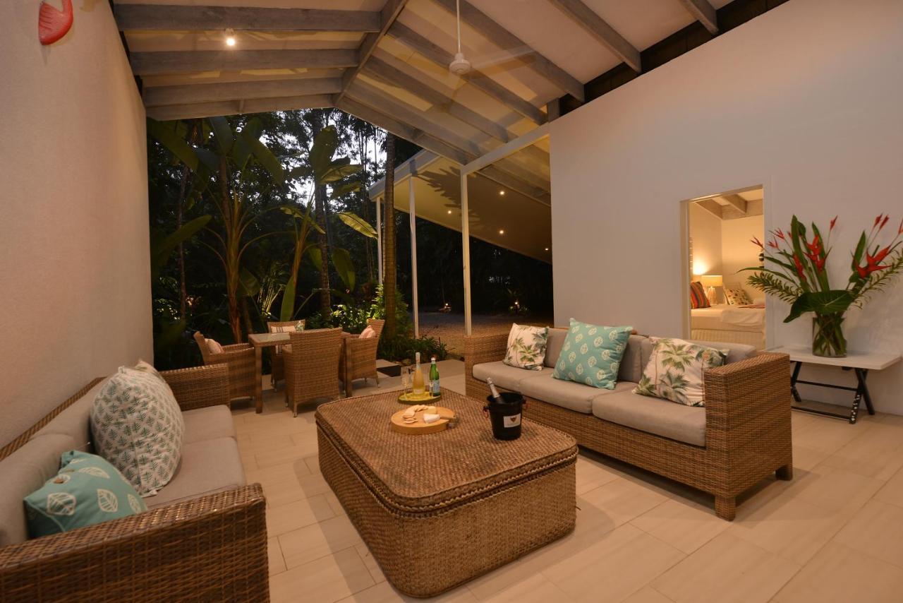 Pavilions In The Palms Heated Pool Short Path To Beach Five Bedrooms Sleeps 14 Port Douglas Exterior photo